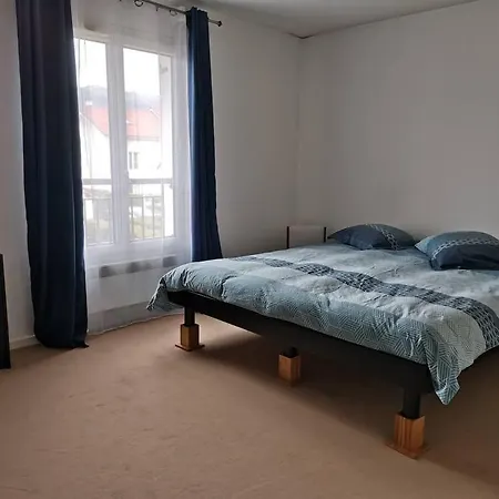 Сasa de vacaciones Belle Maison Spacieuse Proche Geneve Et Cern Saint-Genis-Pouilly