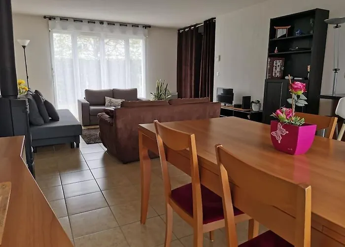 Сasa de vacaciones Belle Maison Spacieuse Proche Geneve Et Cern